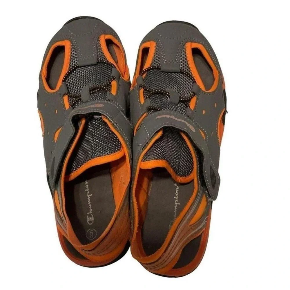 Champion sandals‎ size 6